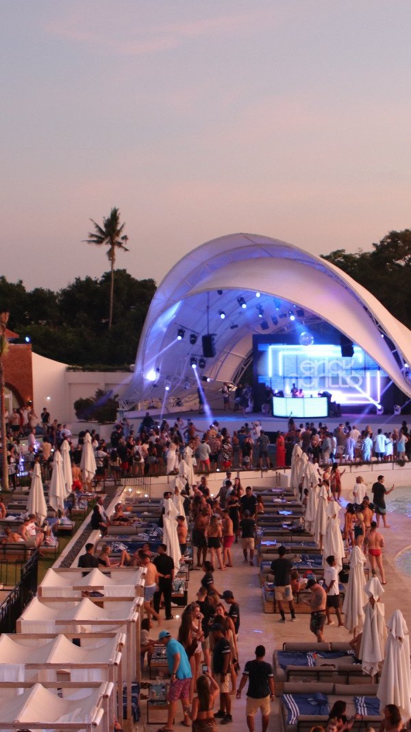 Beachclub (1) | Café del Mar Bali